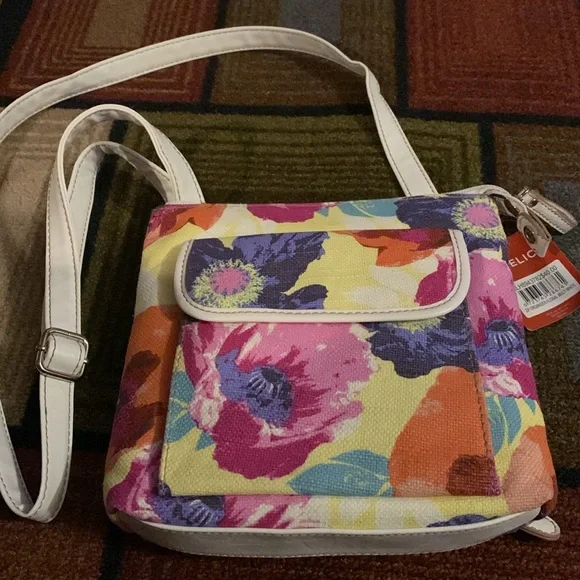 NWT relic Crossbody bag - Picture 2 of 4